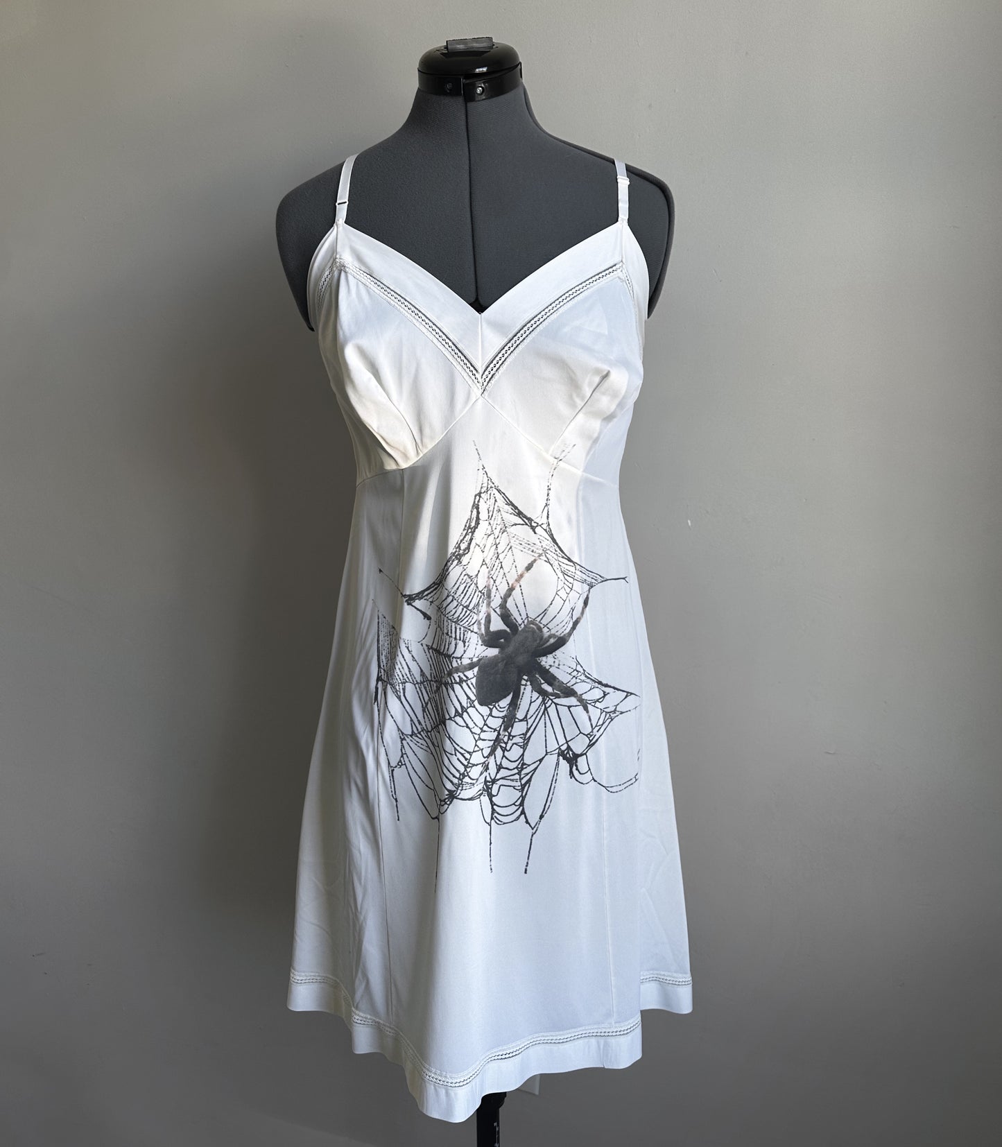 XL Spiderweb dress