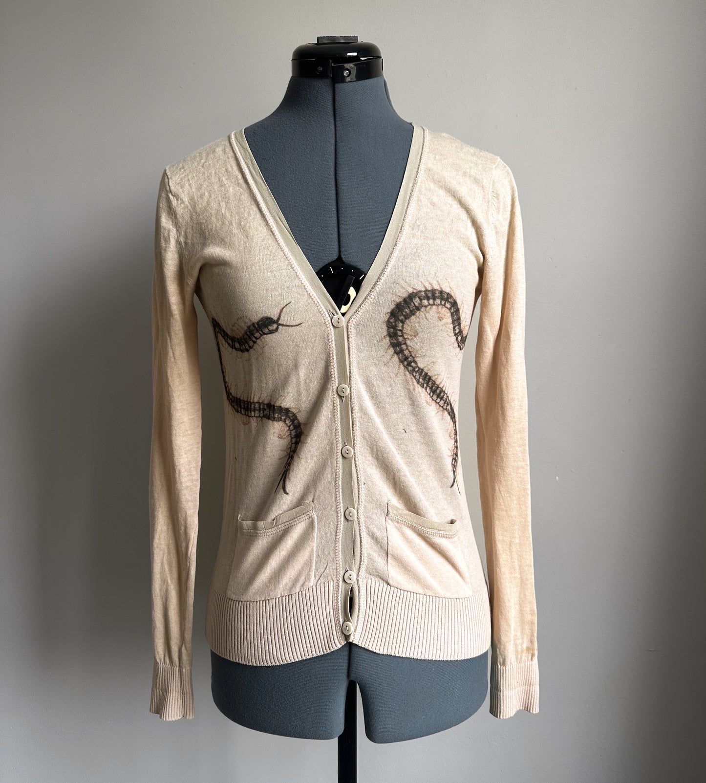 Centipede cardigan (XS-S)